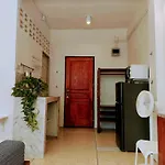 Lumphini 5 Train Station Center Ensuite Aircon
