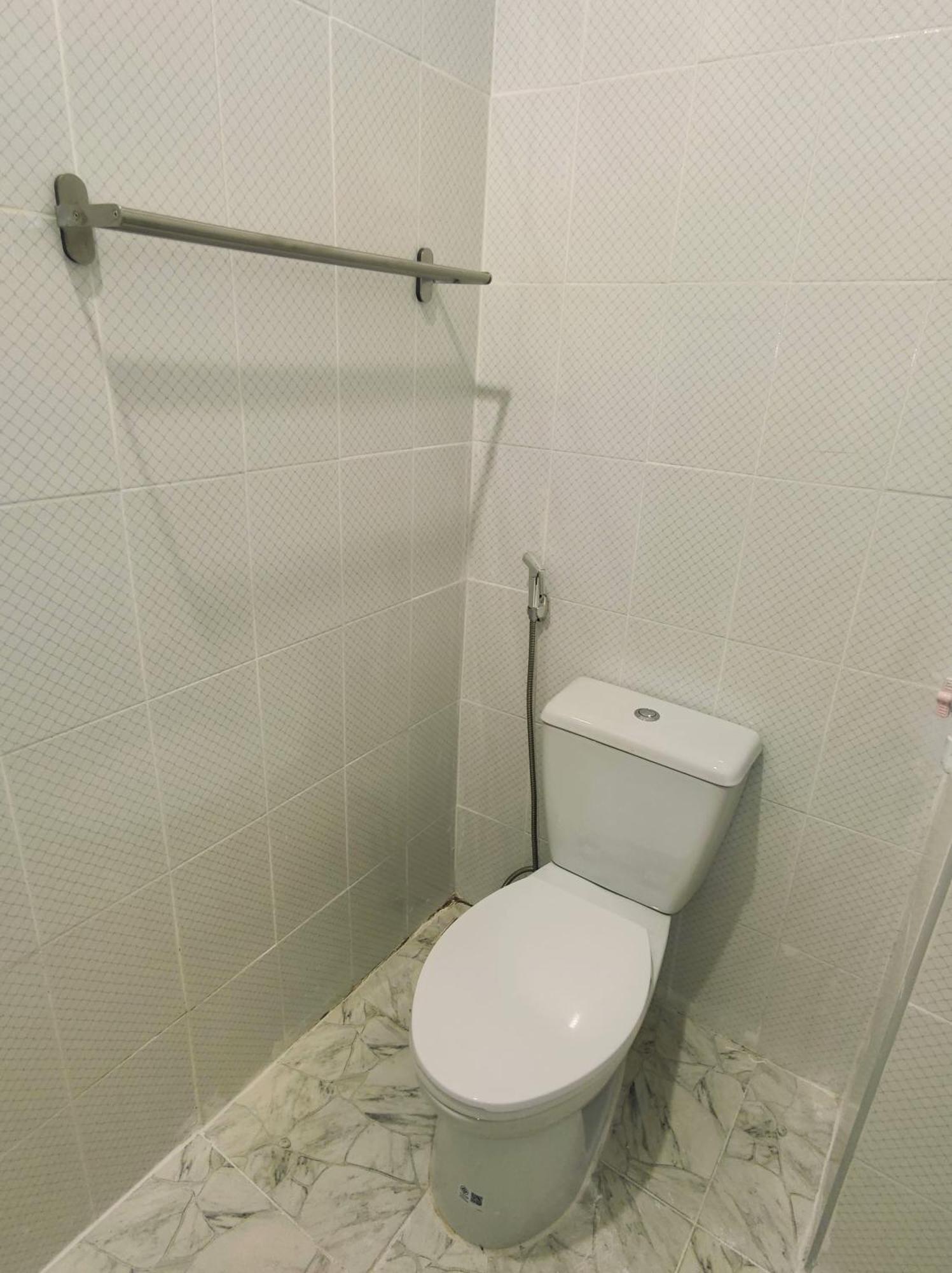 Apartment Lumphini 5 Train Station Center Ensuite Aircon